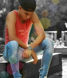 Teens in jeans 5d8021c337f2b.jpg