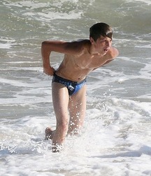 Speedo boys 8 5d802864d5a8f.jpg