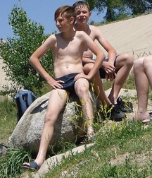 Boys are amazing 5d81647f64dda.jpg