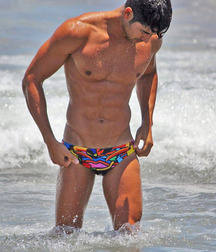 Swimmers 4 5d8225fb15822.jpg