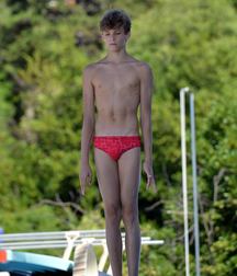 Swimmers 4 5d822629b4503.jpg