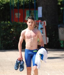 Swimmers 4 5d82262e305a4.jpg