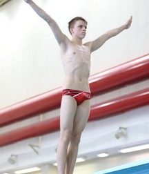 Swimmers 4 5d8226393173e.jpg