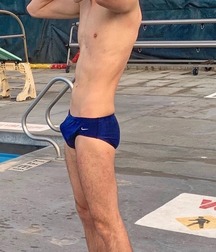 Swimmers 4 5d82263e5484b.jpg
