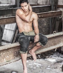 Barefoot boys 14 5d822efa8d2d2.jpg