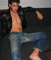 Barefoot boys 14 5d822f3e03645.jpg