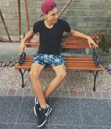Boys so beautiful 5d863a744f6cc.jpg