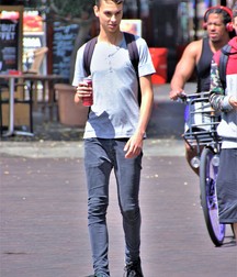 Boys so beautiful 5d863a7976274.jpg