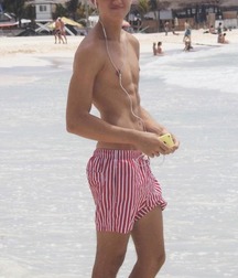 Boys so beautiful 5d863a94b86a9.jpg