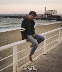 City boys on vacation 5d87710876f71.jpg