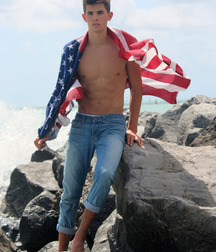 Beach hotties 2 5d87743dc58d0.jpg