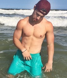 Beach hotties 2 5d877457ce3c6.jpg