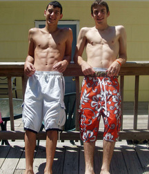 Beach hotties 2 5d87746adbd28.jpg