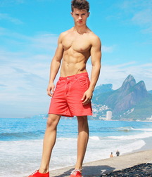Beach hotties 2 5d87747f2e4d8.jpg