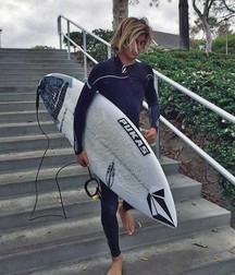 Surfer hotties 3 5d877ce4374cc.jpg