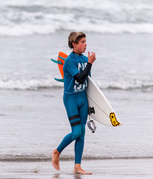 Surfer hotties 3 5d877dc7d2df3.jpg