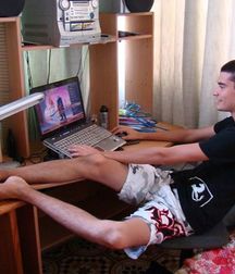Barefoot twinks 7 5d8bd91c18054.jpg