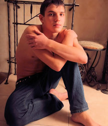 Barefoot twinks 7 5d8bd931dd5db.jpg
