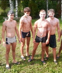 Highschool hotties 3 5d8cb40e04a45.jpg