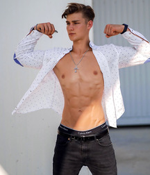 Twinks 179 5d8cfb589f39c.jpg