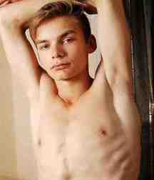 Cutie Cory 5d8e27f588ccd.jpg