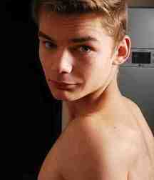 Cutie Cory 5d8e28968a3ee.jpg
