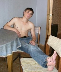 Barefoot cuties 5d8e61f721c2f.jpg