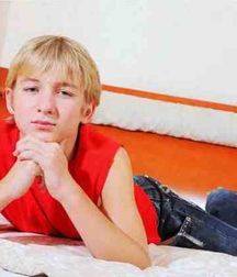 Blonde boy Arkadi 5d8e8ad541c82.jpg