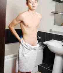 Cutie in bathroom 5d8f6975c4016.jpg