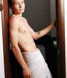 Cutie in bathroom 5d8f6982e7d9f.jpg