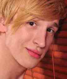Blonde sweden boy Karson 5d8f6b980f3cb.jpg