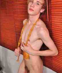 Blonde sweden boy Karson 5d8f6be71a58c.jpg