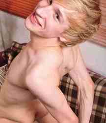 Blonde sweden boy Karson 5d8f6c100b0df.jpg