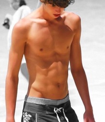Twinks 180 5d8faa80ca810.jpg