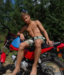Motocross boys 5d8fc9b5178b2.jpg