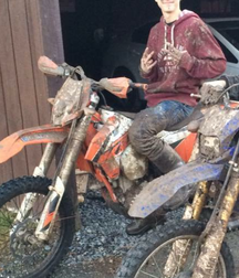 Motocross boys 5d8fc9d9abf51.png