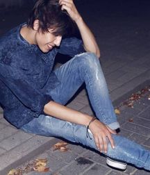 Beauties in denim 5d90e6c50f6f8.jpg