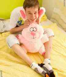 Johnny and his bunny 5d91255f2045c.jpg
