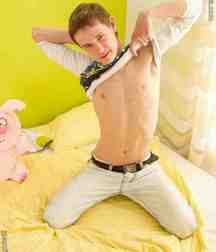Johnny and his bunny 5d91256d03c5e.jpg