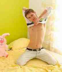 Johnny and his bunny 5d91256f94578.jpg
