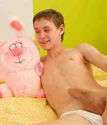 Johnny and his bunny 5d9125b16b17b.jpg