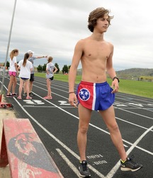 Boys are beautiful 5d97d0e94561d.jpg