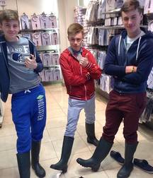 Leather and rubber boots 2 5d99ef955be82.jpg