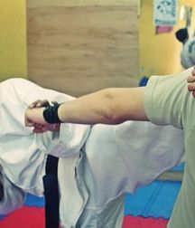 Boy fighters 5d9bad08c3063.jpg