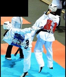 Boy fighters 5d9bad375f498.jpg