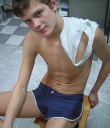 Boy beauties in shorts 5d9ca377f026a.jpg