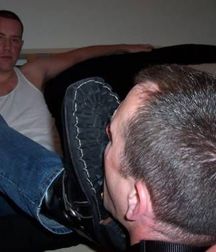 Serving the alpha boys 5d9cb486bd44d.jpg