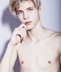 Blondes so fucking hot 5d9e15376bf03.jpg