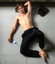 Twinks so beautiful 3 5d9e6baa4a19d.png