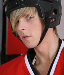 Jamie plays hockey 5d9f8e3b5c62c.jpg